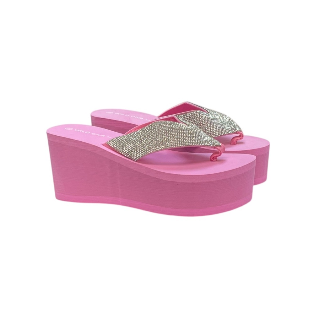 Wild Diva Pink Platform Sandals with Gold Straps - Picture 2 of 4